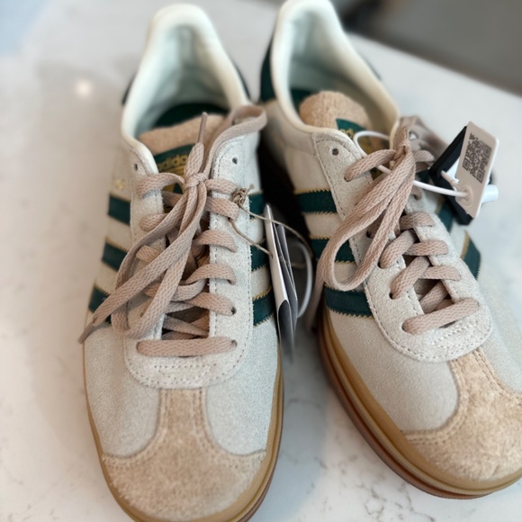 Gazelle Adidas Bold - Picture 3 of 4